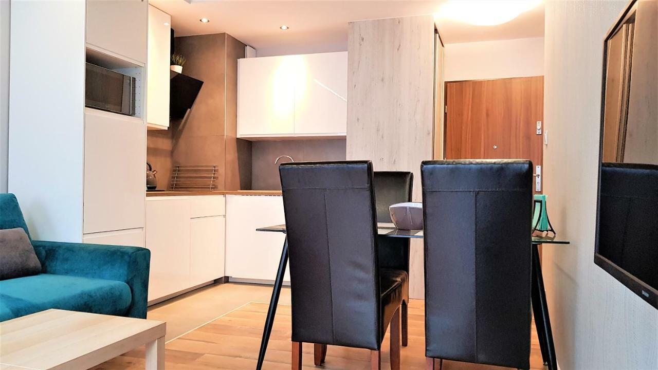 Apartament B&F Poznan Business & Family Nalkowskiej Ngoại thất bức ảnh